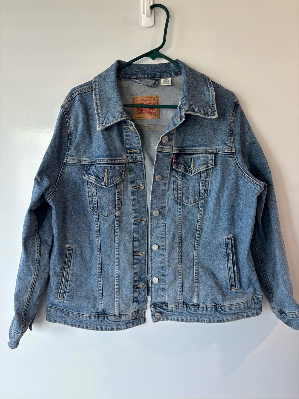 Levi's Classic Light Wash Denim Jacket - Blue